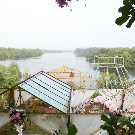 Sona Villa, The Lake Chalet Kudal  ภายนอก รูปภาพ