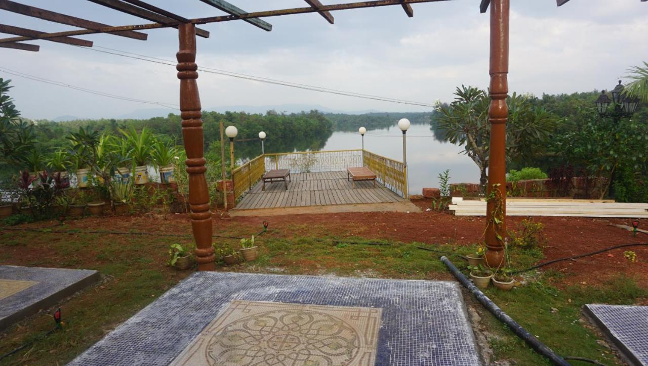 Sona Villa, The Lake Chalet Kudal  ภายนอก รูปภาพ
