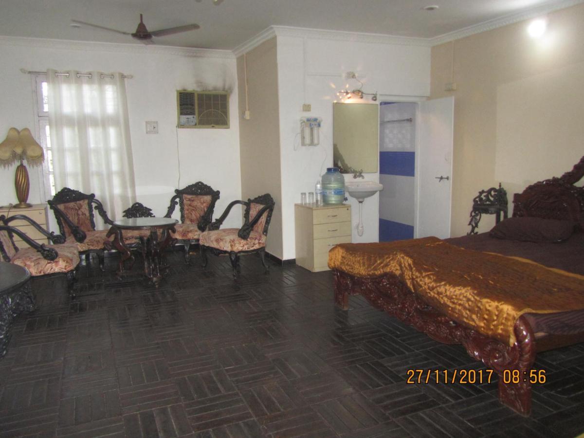 Sona Villa, The Lake Chalet Kudal  ภายนอก รูปภาพ
