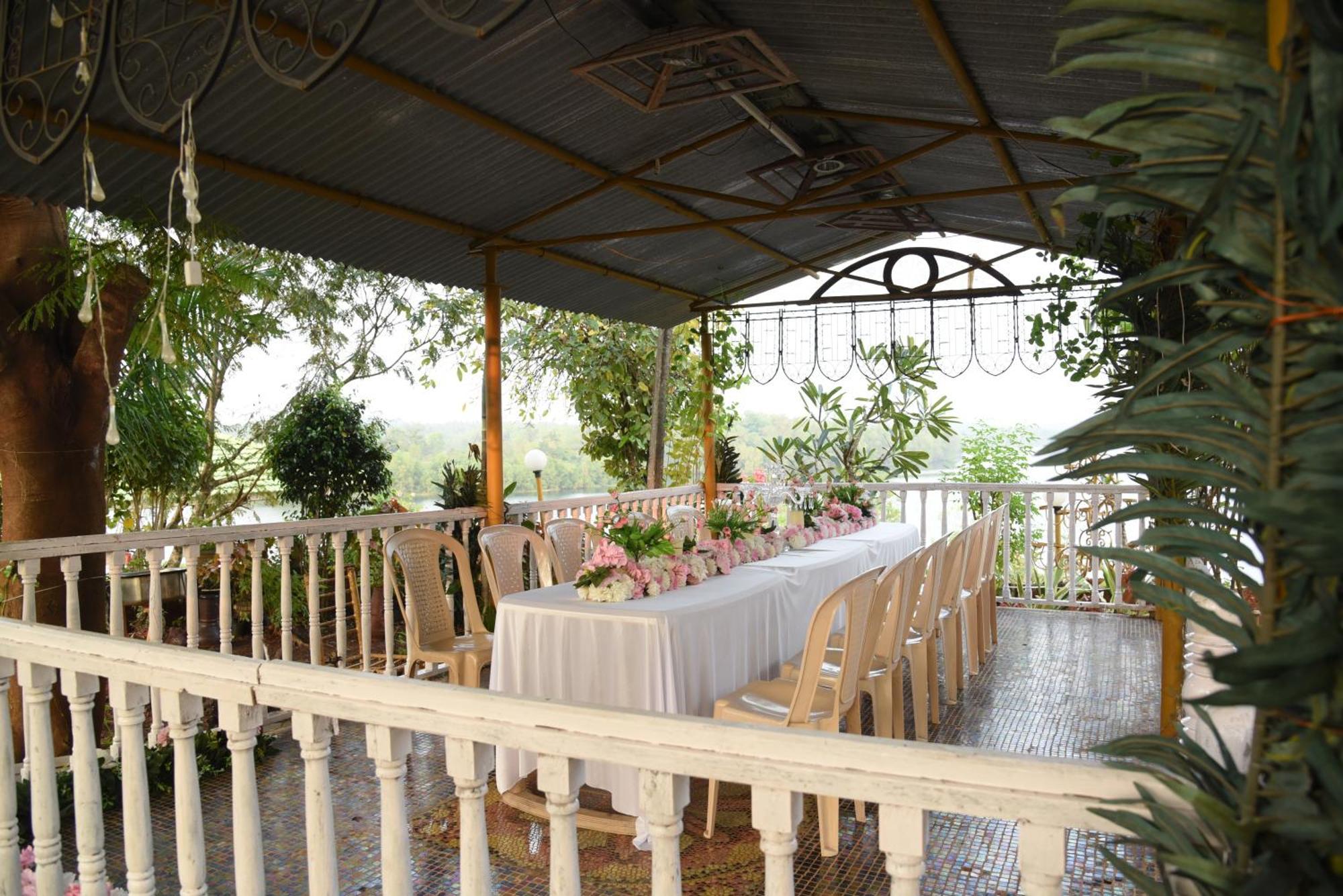 Sona Villa, The Lake Chalet Kudal  ภายนอก รูปภาพ