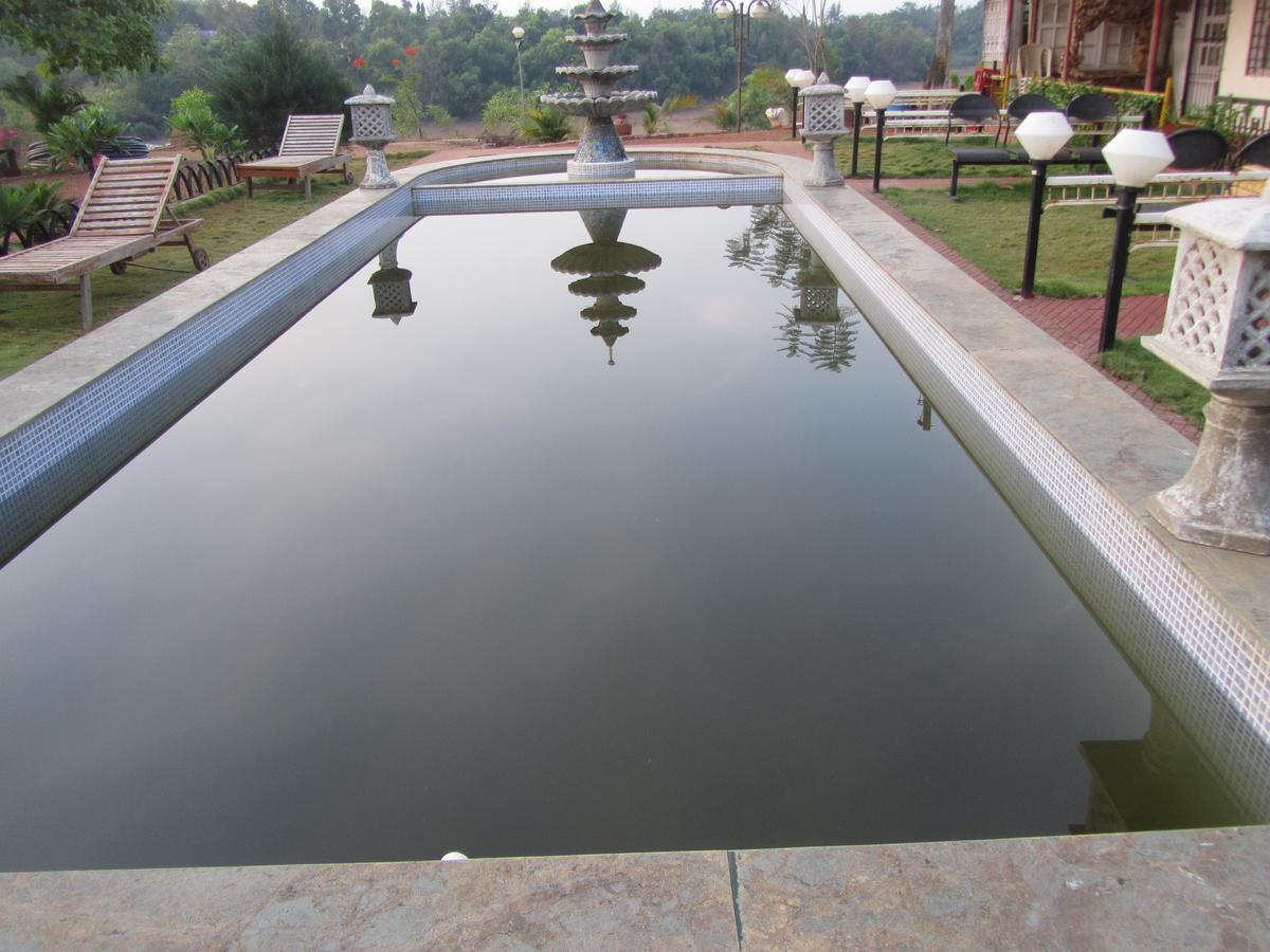 Sona Villa, The Lake Chalet Kudal  ภายนอก รูปภาพ